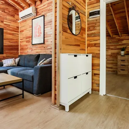 Lion's Forest Villa *